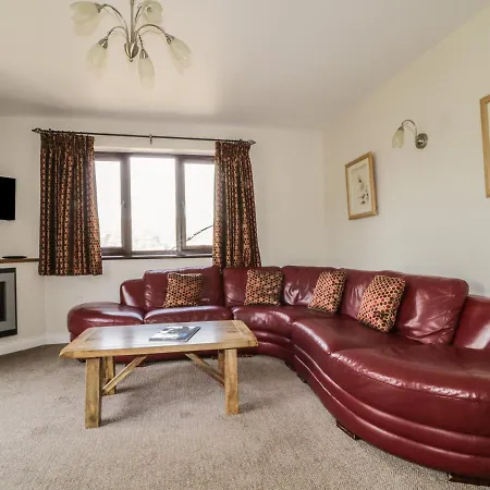 Beckside Bungalow * Pooley Bridge